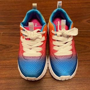 Skechers multi color tennis shoes